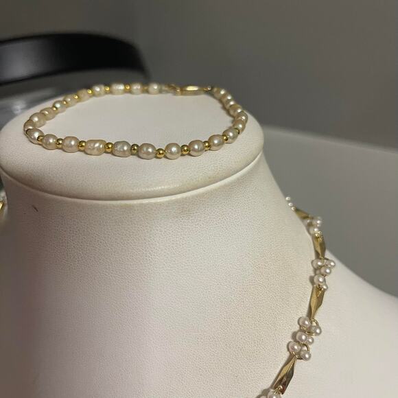 necklace and bracelet set faux seed pearls in gold tone setting preppy classic - Picture 12 of 14